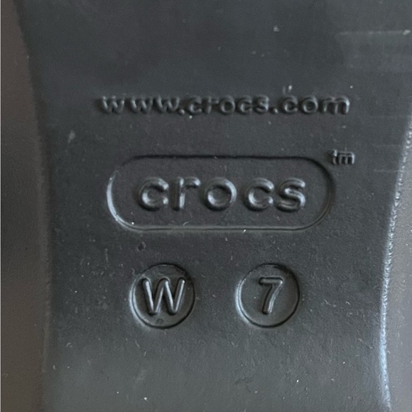 Crocs Clogs Mule Women’s 7 Black Slip On Dual Comfort Shoes Heels - Picture 8 of 16